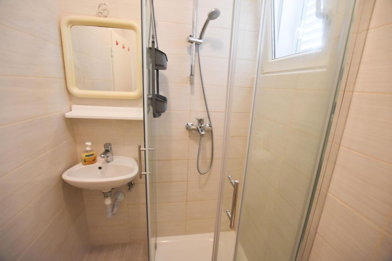 Apartment Marin Primošten Eksteriør bilde