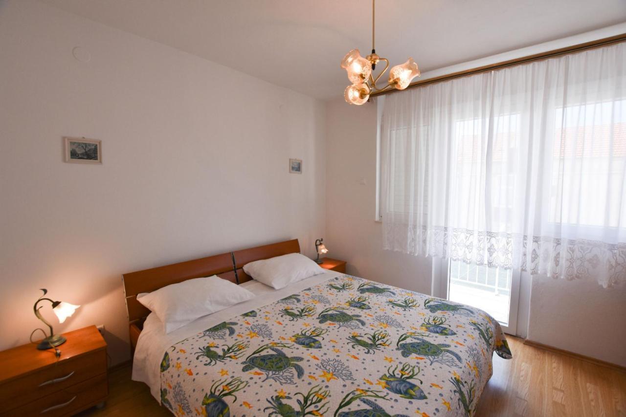 Apartment Marin Primošten Eksteriør bilde